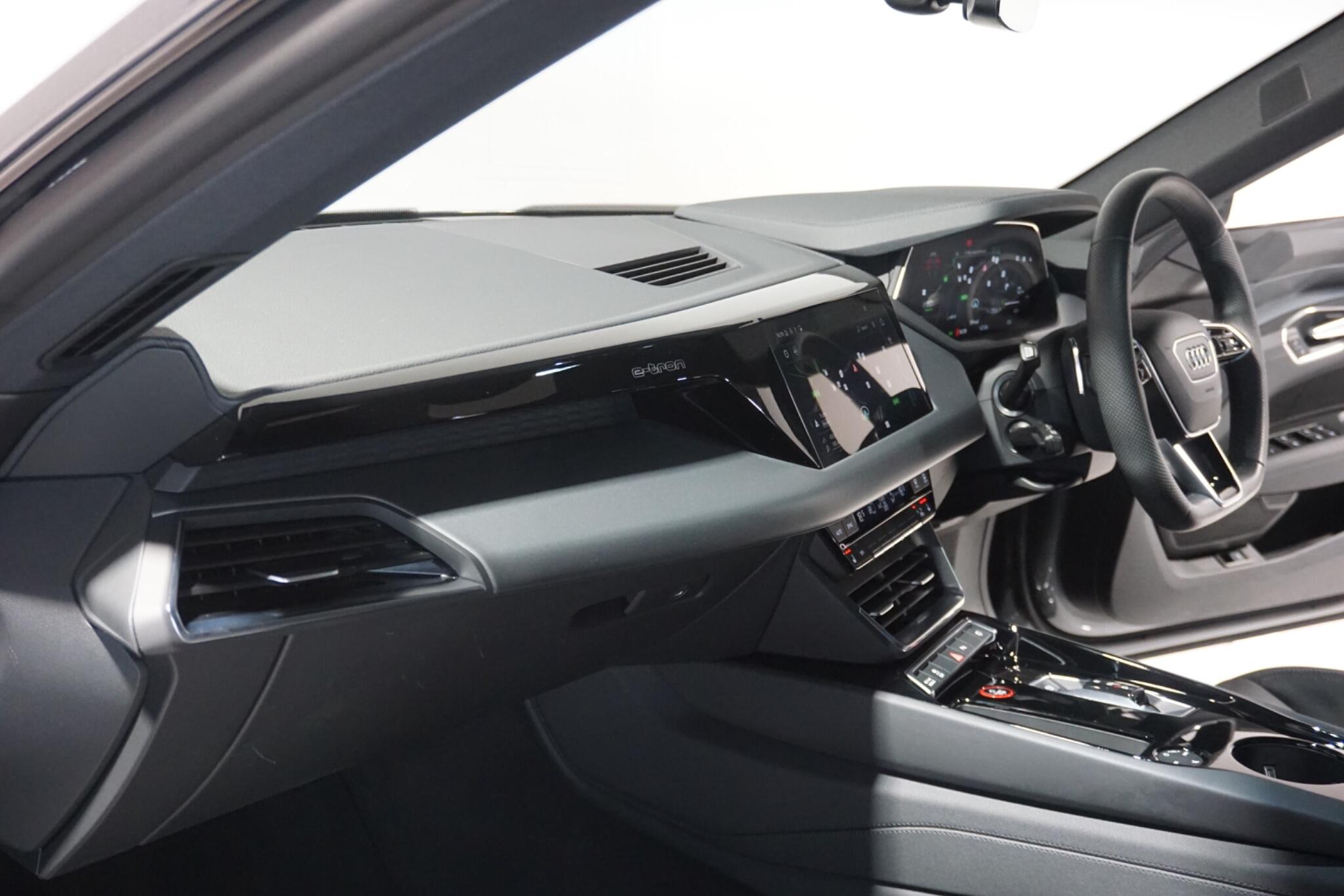 Audi e-tron GT 93.4kWh Saloon 4dr Electric Auto quattro (476 ps)